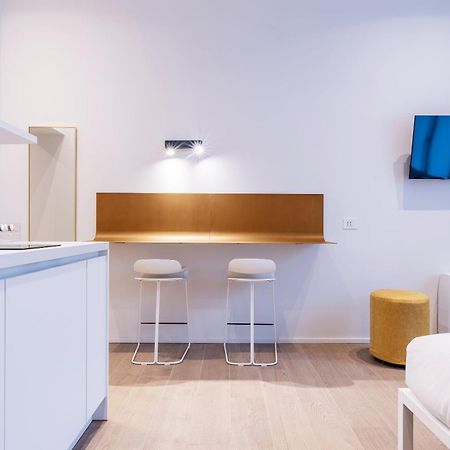 Easyhomes-City Centre Suites ミラノ エクステリア 写真