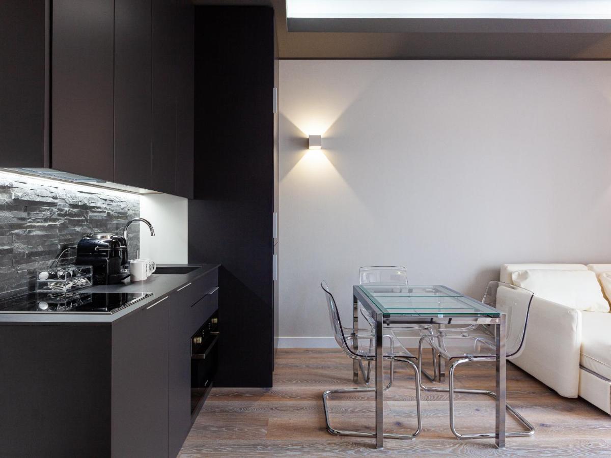 Easyhomes-City Centre Suites ミラノ エクステリア 写真