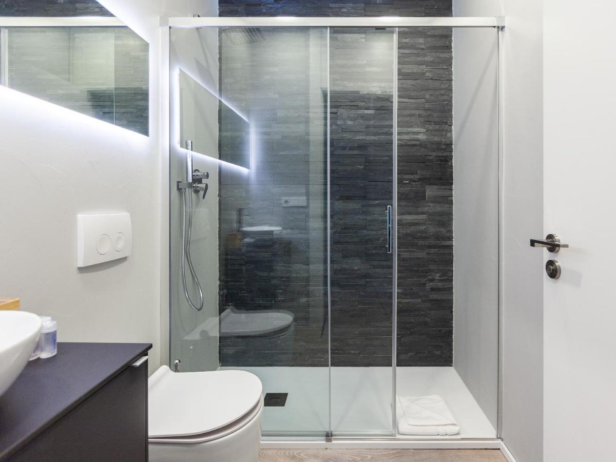Easyhomes-City Centre Suites ミラノ エクステリア 写真