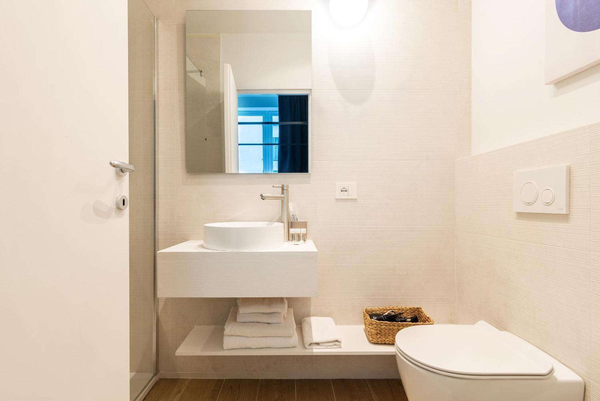 Easyhomes-City Centre Suites ミラノ エクステリア 写真